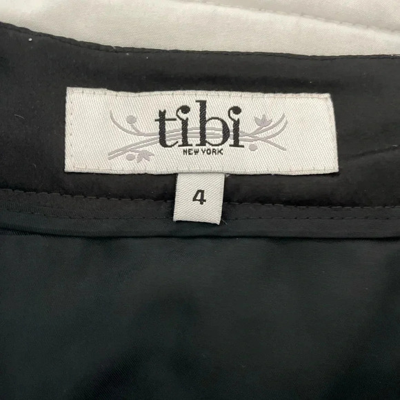 Tibi mini skirt - Picture 5 of 8